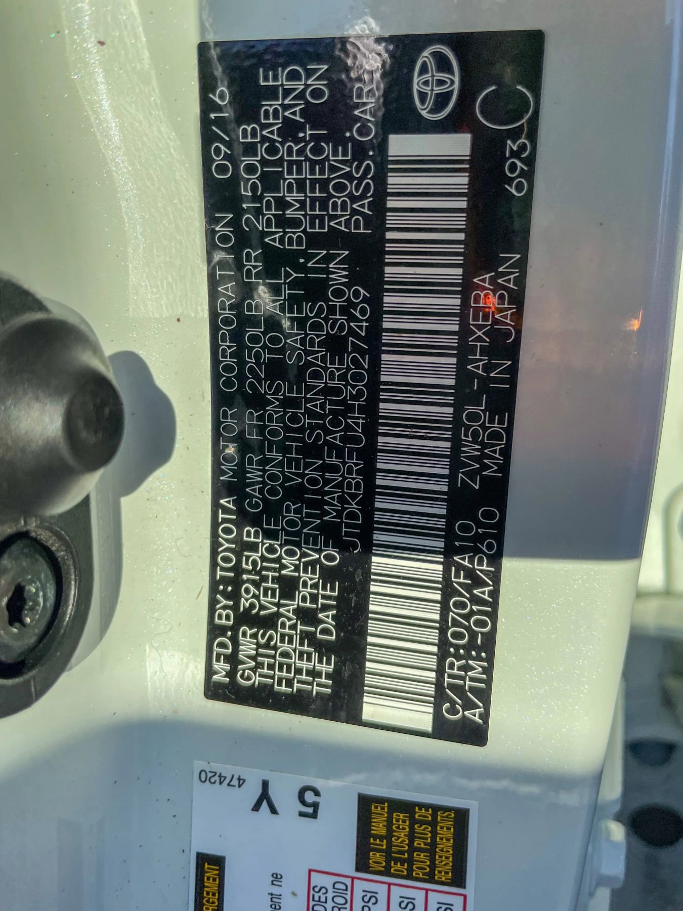 Used 2017 Toyota Prius Two w/ Carpet Mat Package image 42