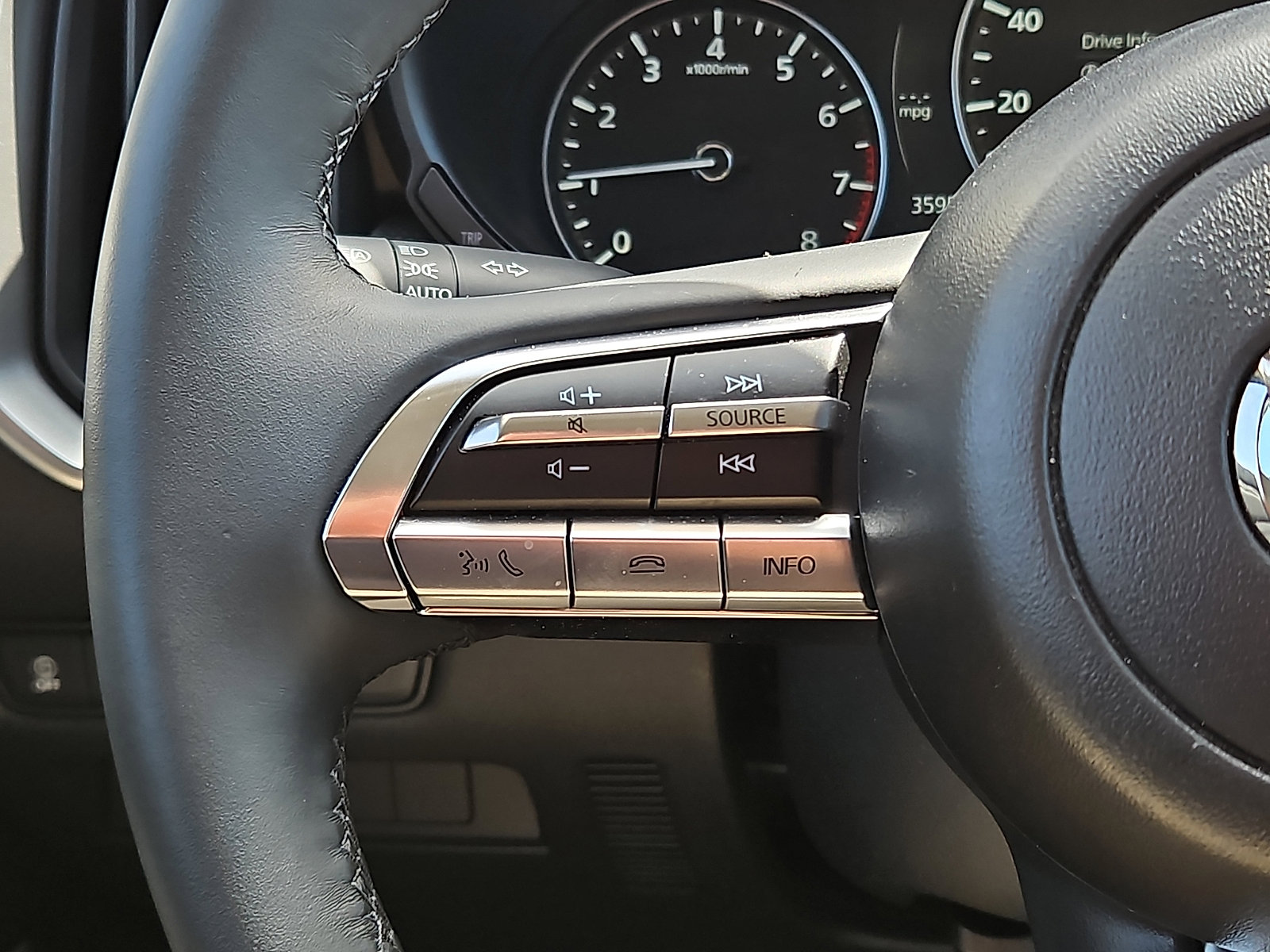 Used 2025 MAZDA CX-50 AWD 2.5 S w/ Select Package image 20