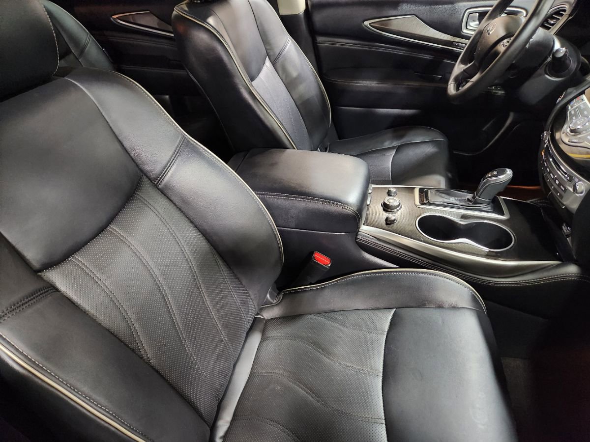 Used 2019 INFINITI QX60 Luxe w/ Essential Package image 32