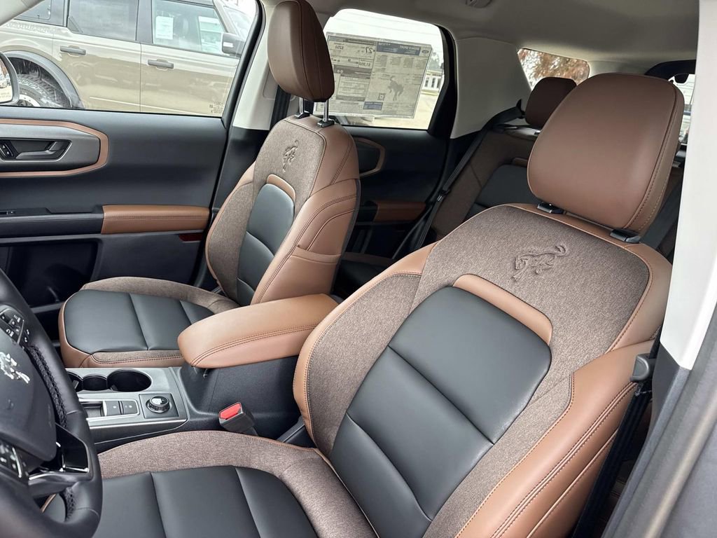 New 2025 Ford Bronco Sport Outer Banks w/ Outer Banks Tech Package+ AWD/4WD image 7