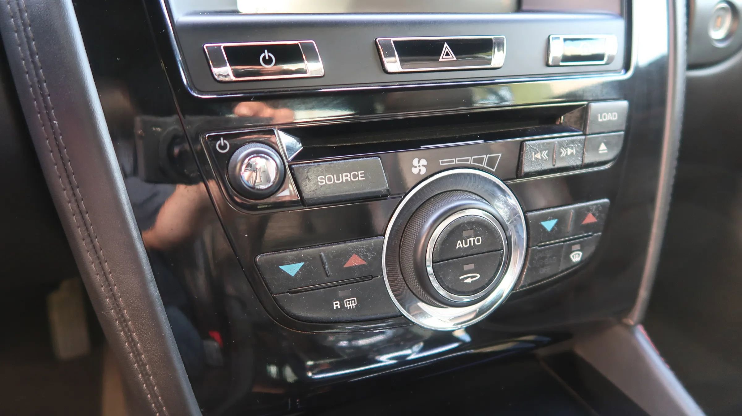 Used 2014 Jaguar XKR R image 28