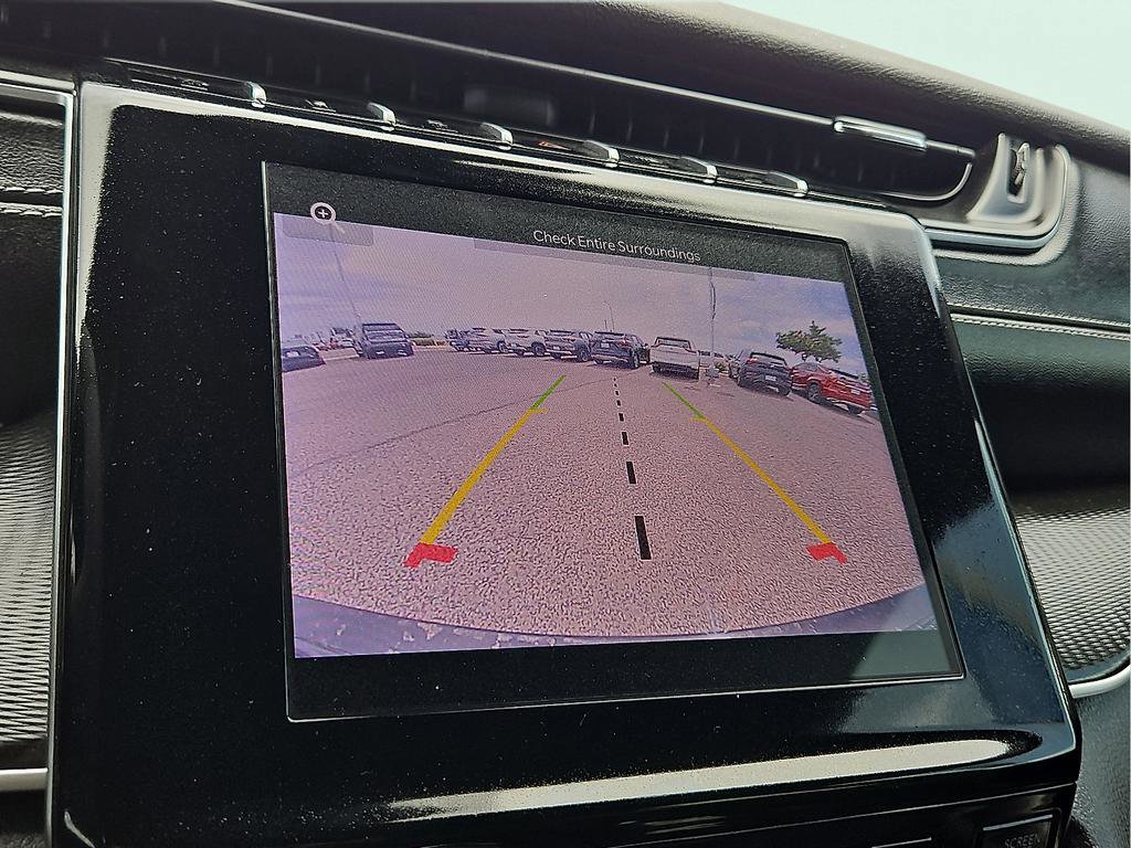 Used 2024 Jeep Grand Cherokee Altitude RWD image 16