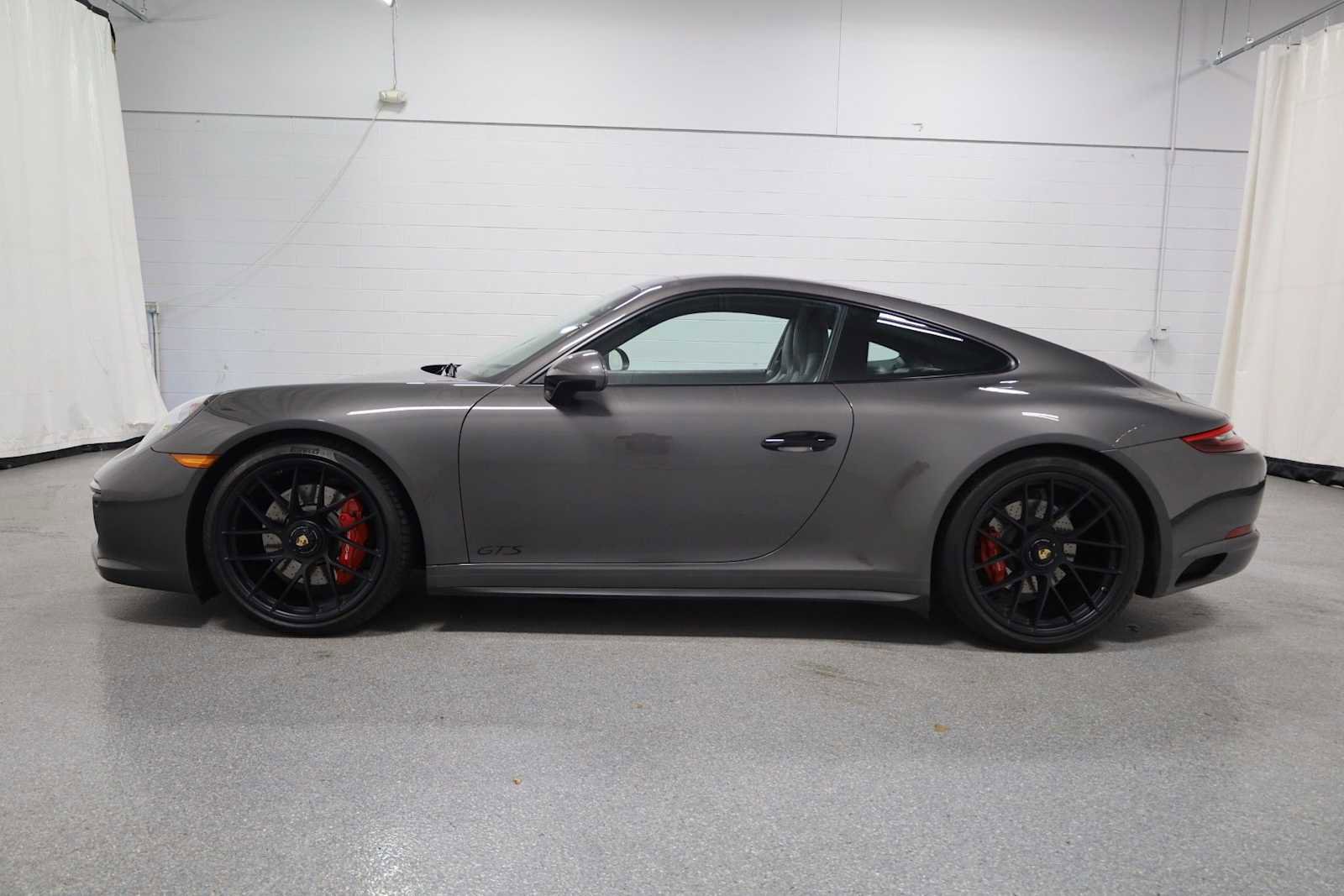 Used 2019 Porsche 911 Carrera GTS image 2