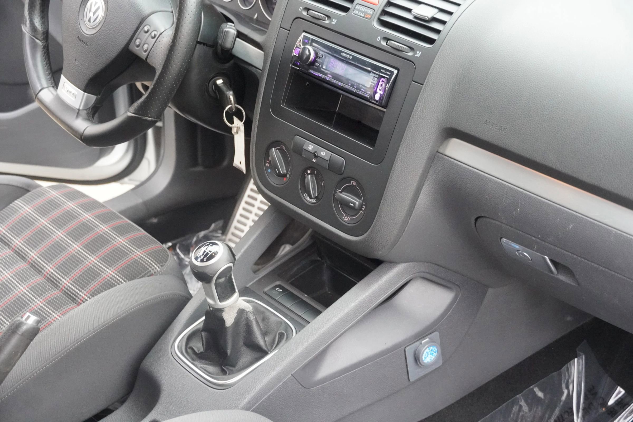 Used 2007 Volkswagen GTI 2.0T 2-Door image 30