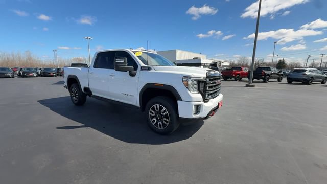 Certified 2022 GMC Sierra 3500 AT4 w/ AT4 Preferred Package AWD/4WD image 2