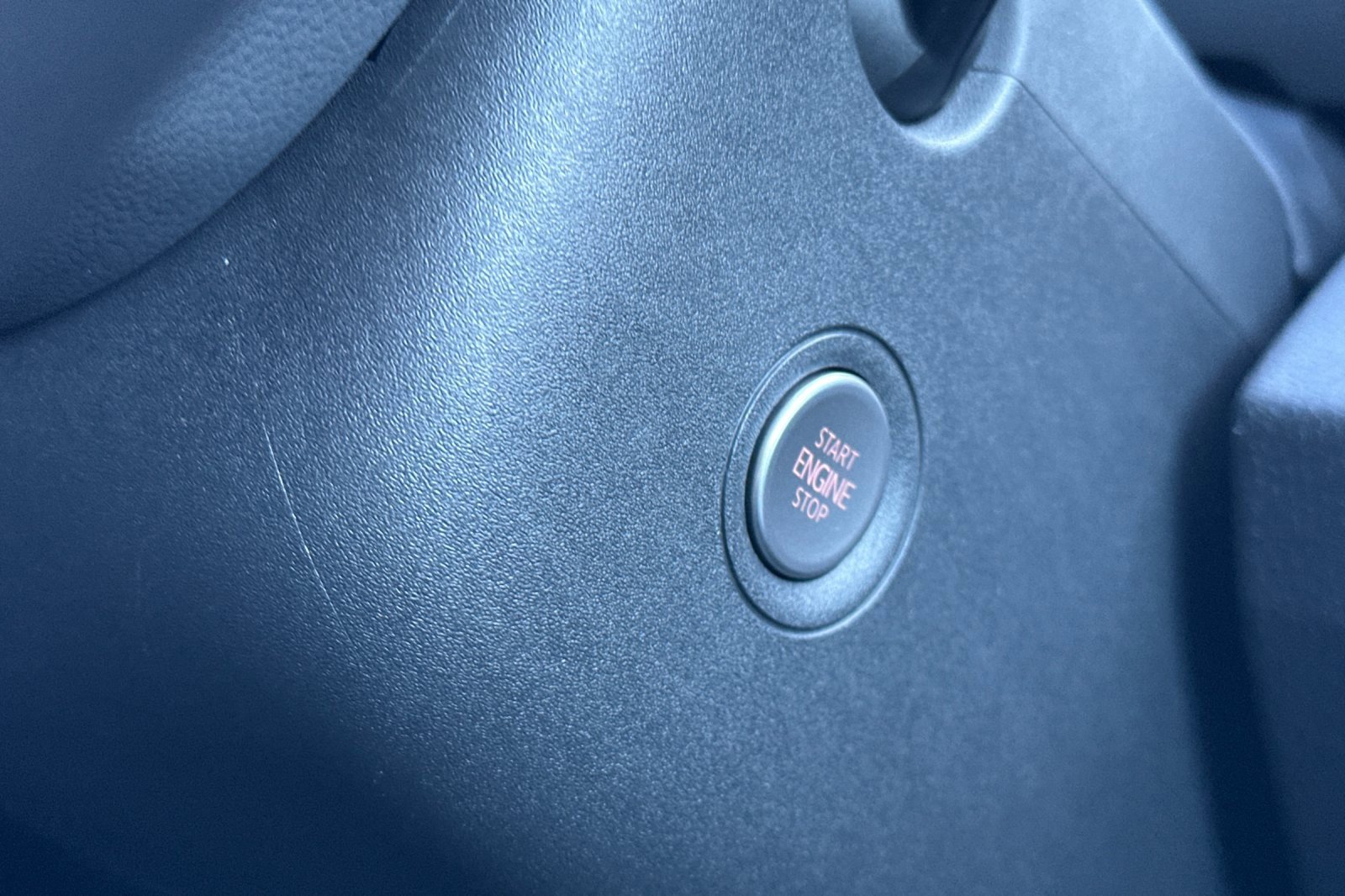 Used 2024 Volkswagen ID.4 2WD image 25