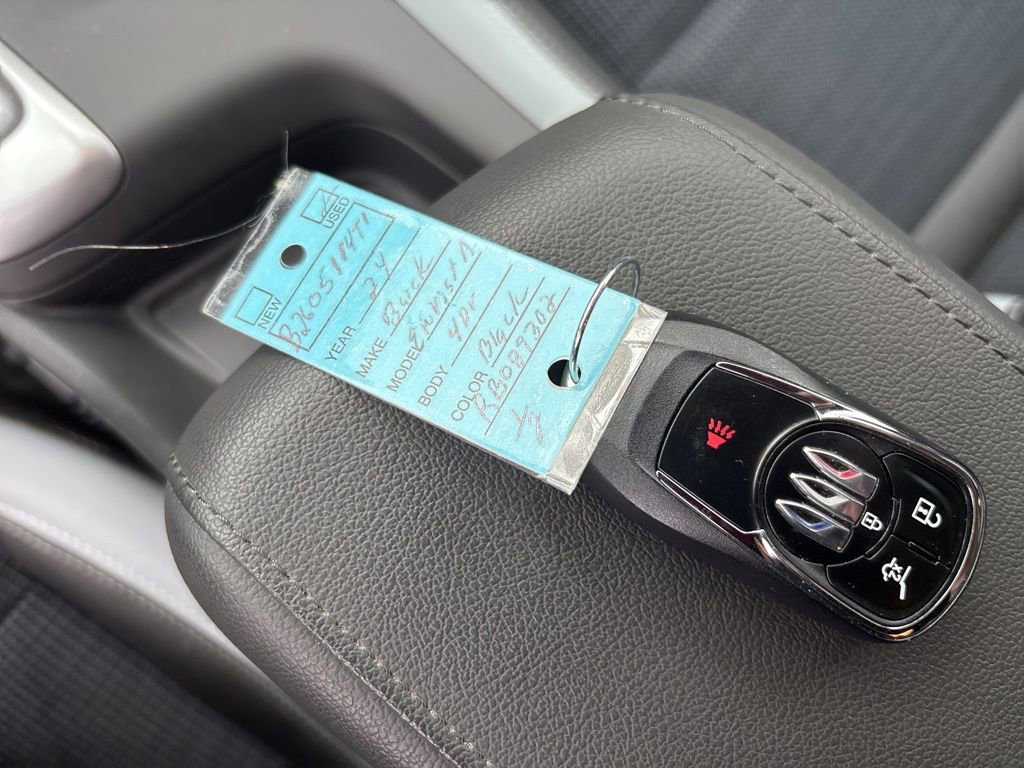 Used 2024 Buick Envista Preferred w/ Convenience II Package FWD image 32