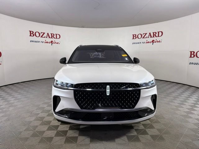 Used 2024 Lincoln Nautilus Black Label AWD/4WD image 2