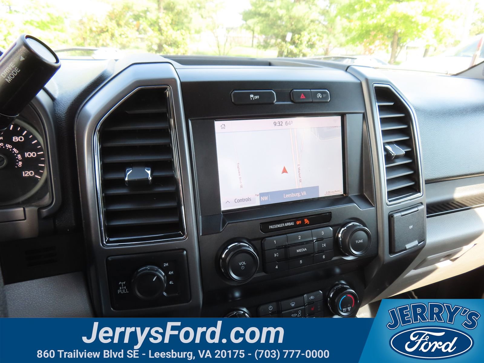 Certified 2020 Ford F150 XLT w/ Equipment Group 302A Luxury AWD/4WD image 21
