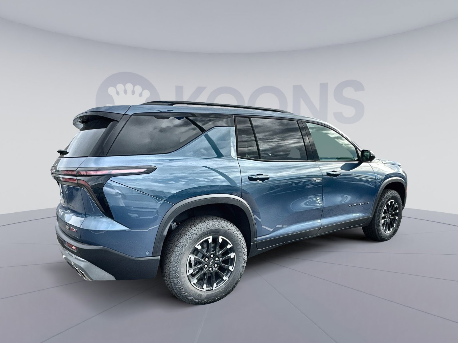 New 2025 Chevrolet Traverse Z71 w/ Enhanced Driving Package image 7