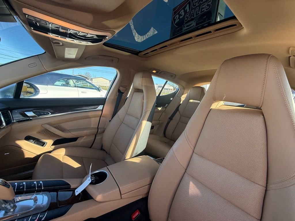 Used 2015 Porsche Panamera 4 image 12