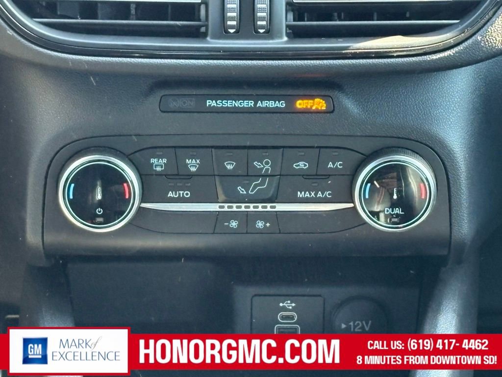 Used 2024 Ford Escape ST-Line image 31