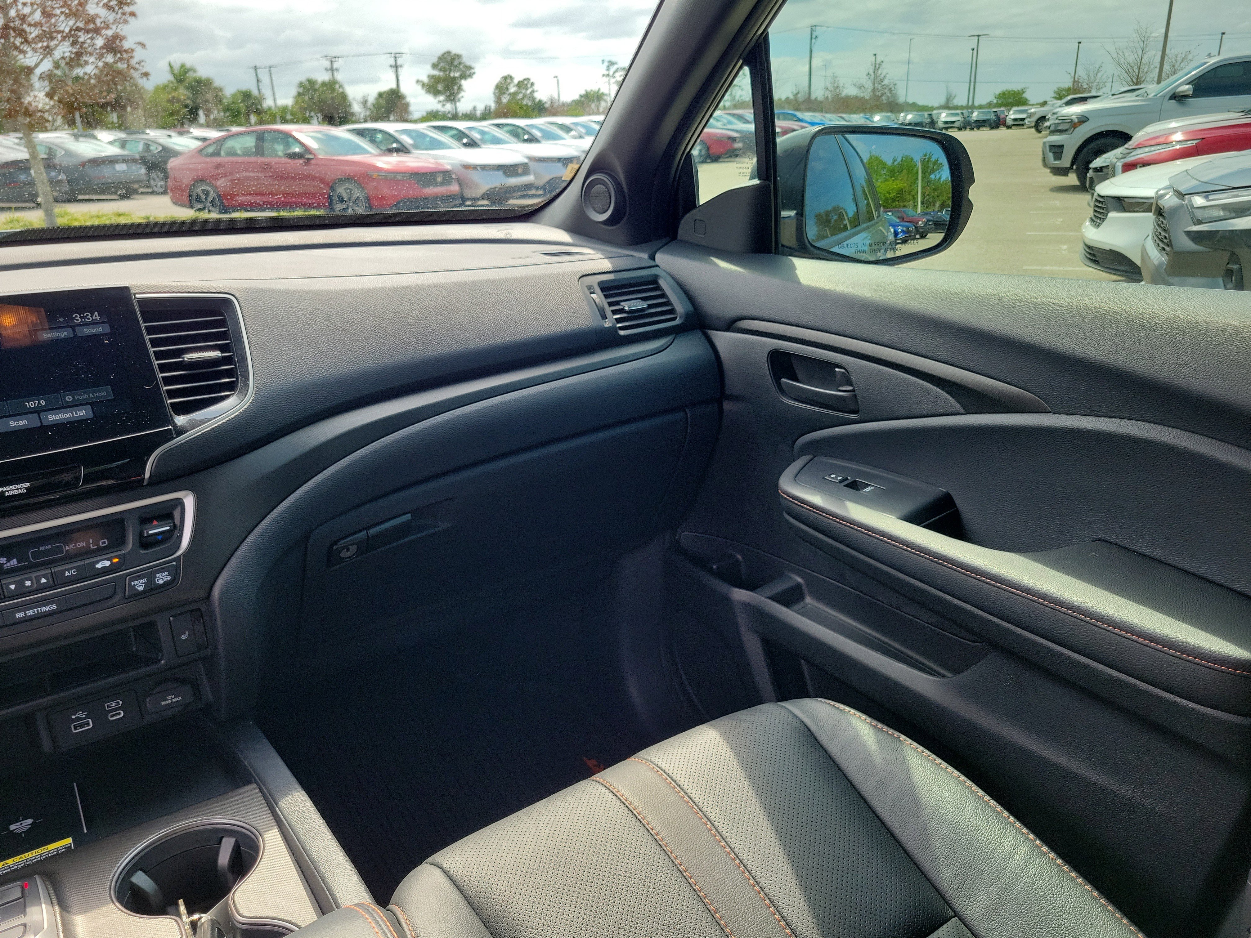 Certified 2025 Honda Passport TrailSport image 18