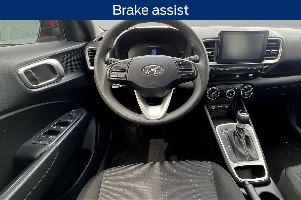 Used 2023 Hyundai Venue SE w/ Cargo Package FWD image 8