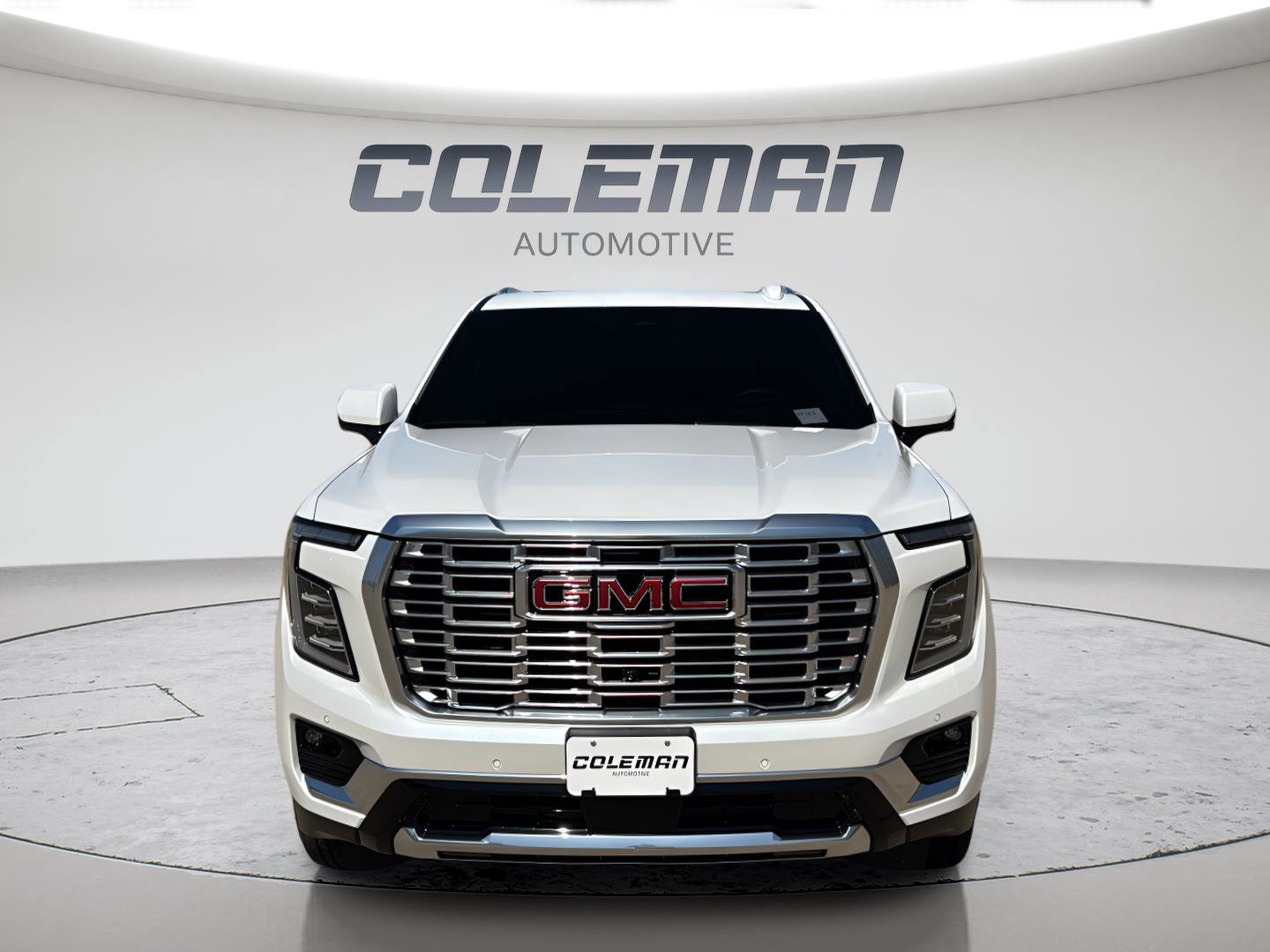 Used 2025 GMC Yukon Denali w/ Sun & Power Step Package image 8