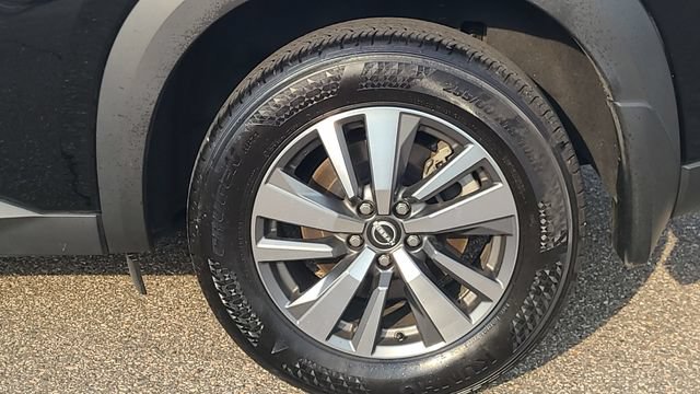 Used 2025 Nissan Pathfinder SL AWD/4WD image 21