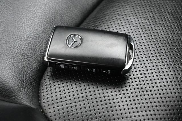 Used 2021 MAZDA CX-5 Touring w/ Touring Preferred SV Package FWD image 12