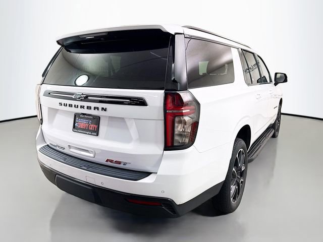 Used 2023 Chevrolet Suburban RST w/ Luxury Package image 10