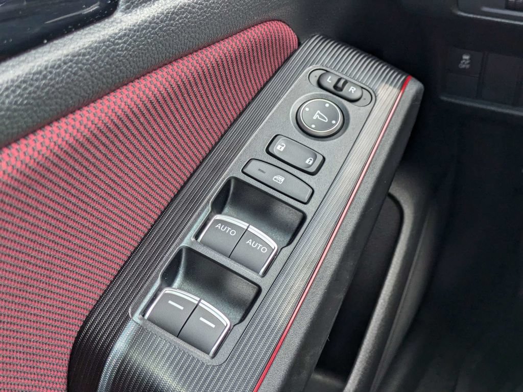Used 2025 Honda Civic Si image 25