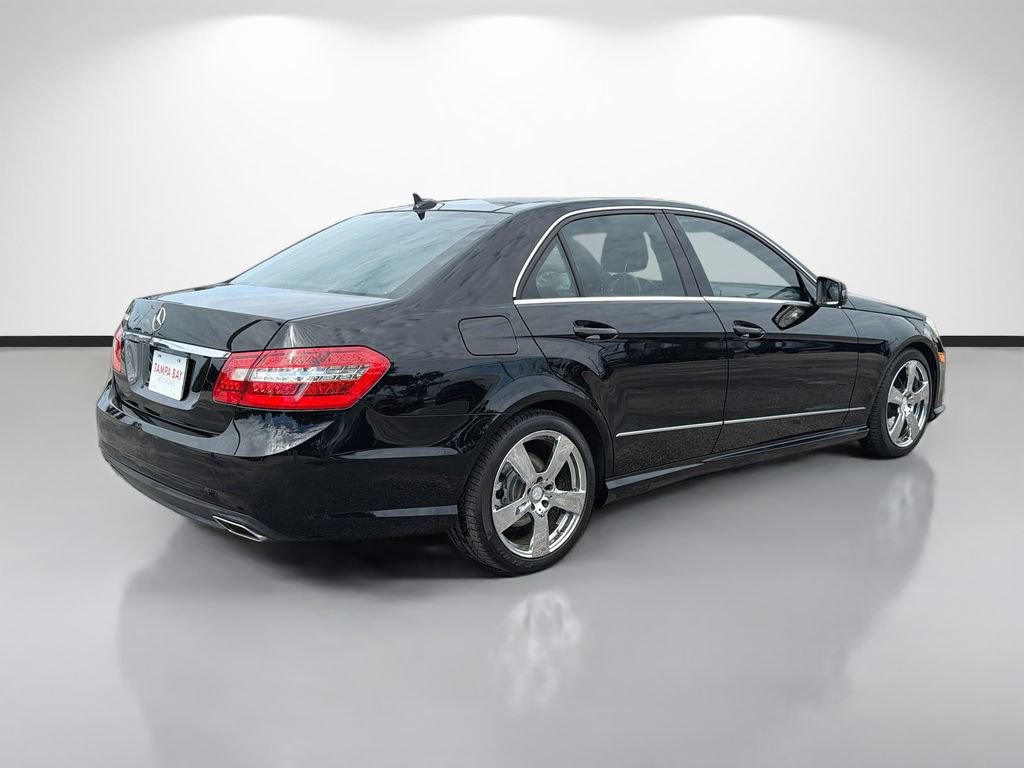 Used 2010 Mercedes-Benz E 350 Sedan image 3