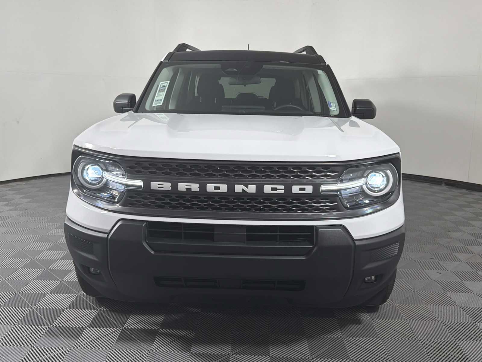 Used 2025 Ford Bronco Sport Big Bend w/ Convenience Package AWD/4WD image 2