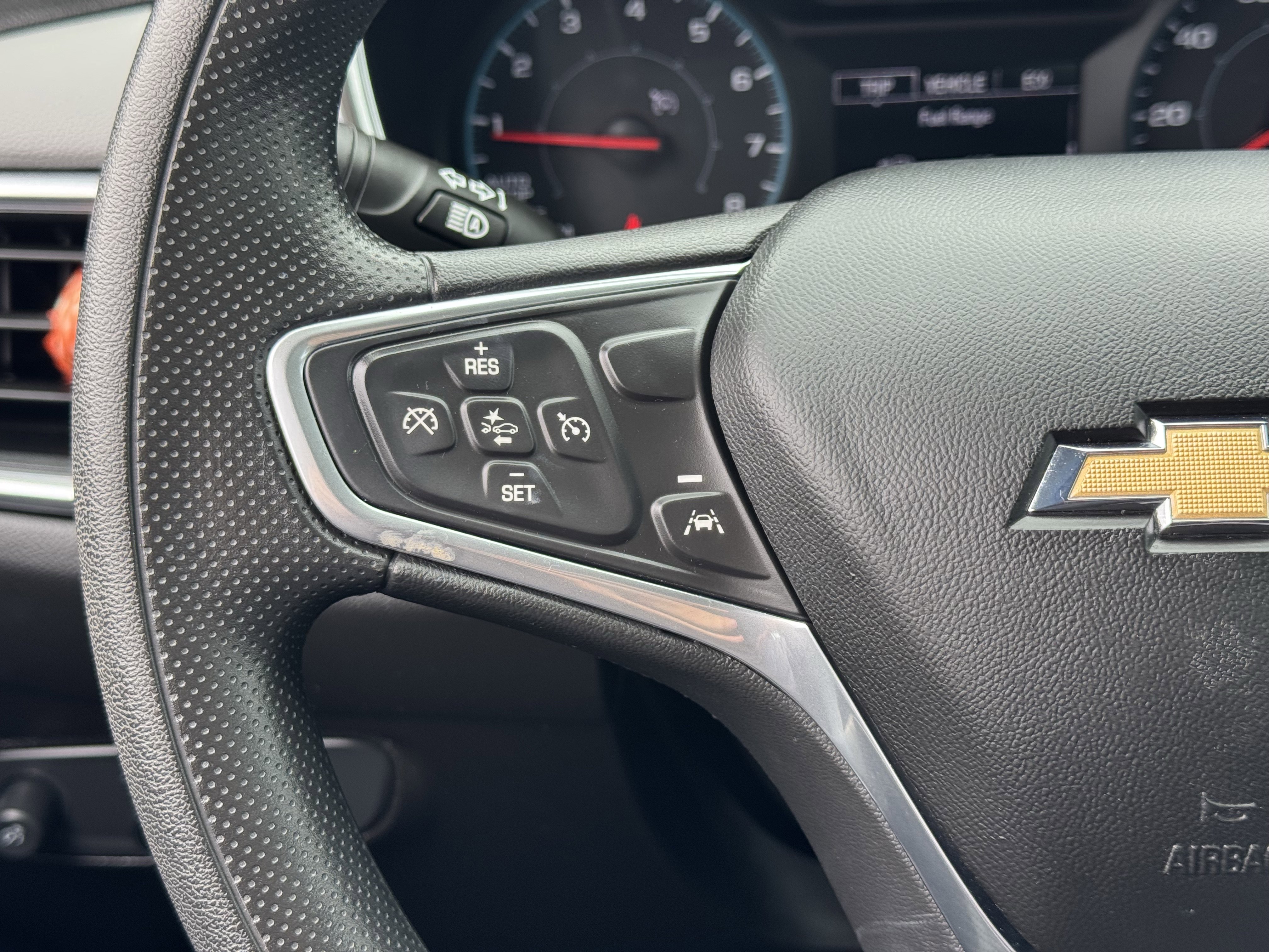 Used 2022 Chevrolet Equinox LS AWD/4WD image 34