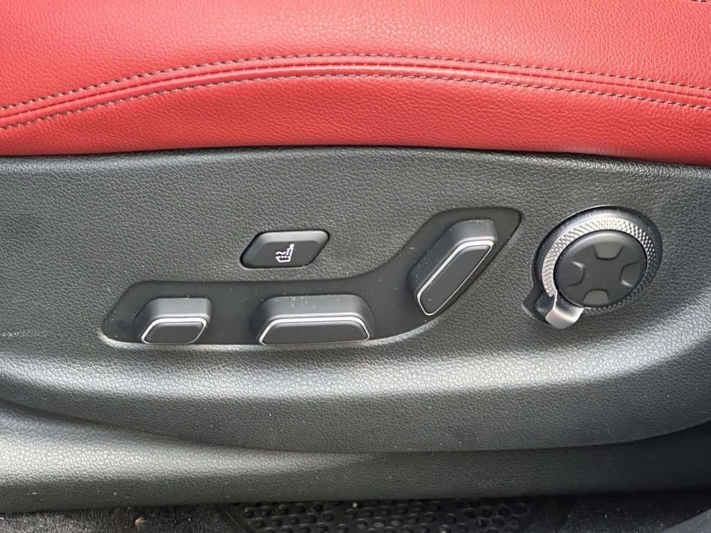Used 2024 Genesis GV70 2.5T w/ Sport Prestige Package AWD/4WD image 15