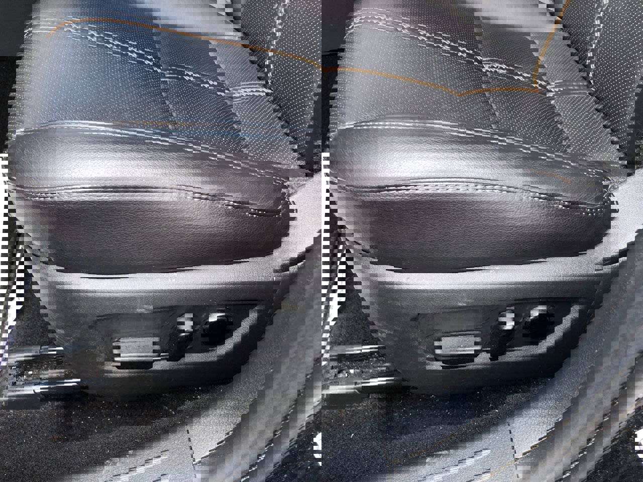 Used 2025 MAZDA CX-50 AWD 2.5 S w/ Premium Plus Pkg image 15