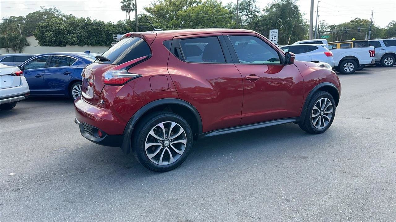 Used 2017 Nissan Juke SV image 4