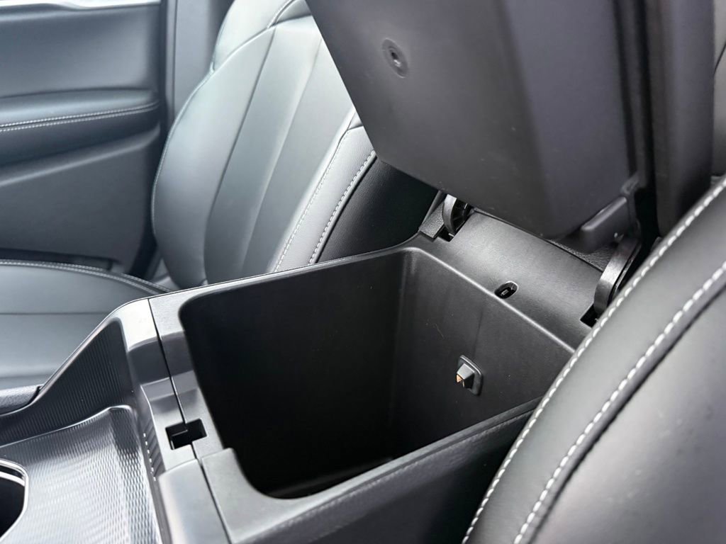 New 2026 Jeep Grand Cherokee Limited w/ Limited Altitude Package RWD image 27