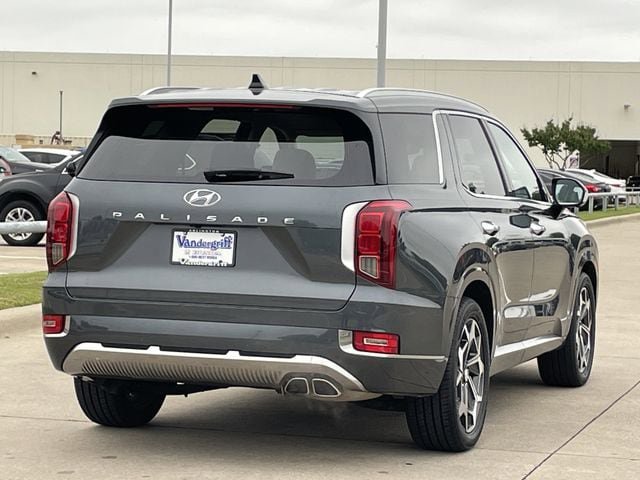 Used 2022 Hyundai Palisade Calligraphy FWD image 4