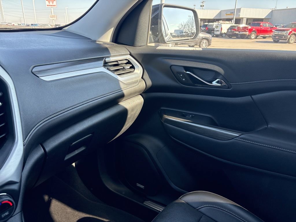 Used 2023 GMC Acadia SLT image 21