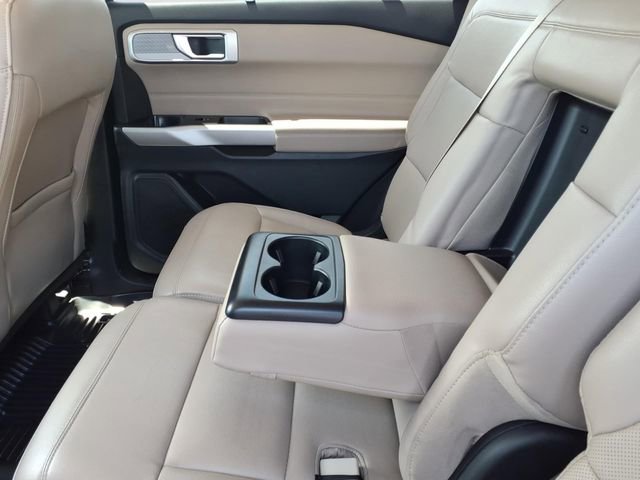 Used 2022 Ford Explorer Limited AWD/4WD image 11