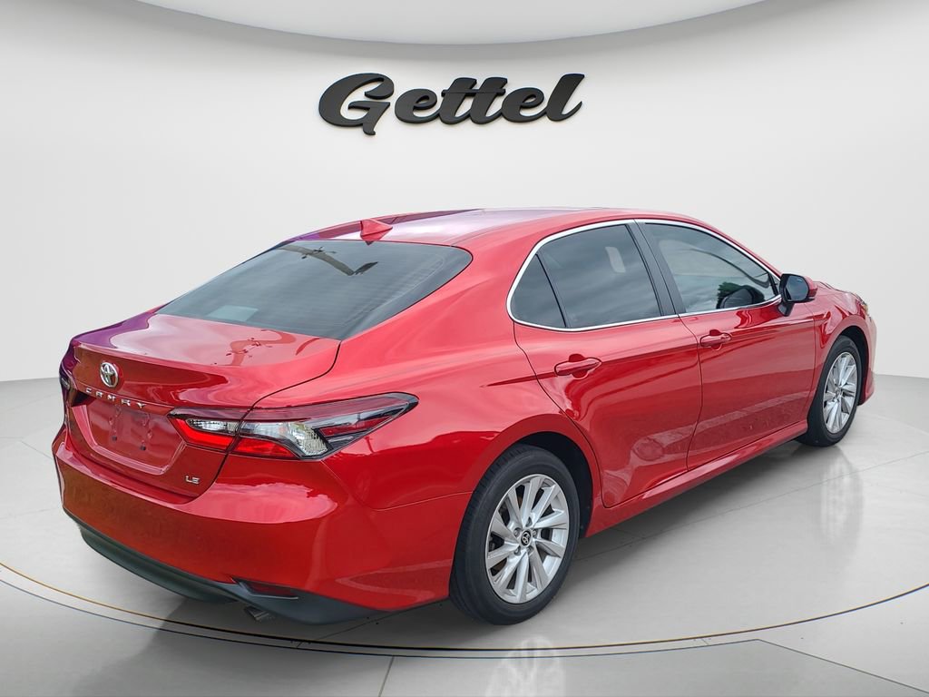 Used 2024 Toyota Camry LE image 8