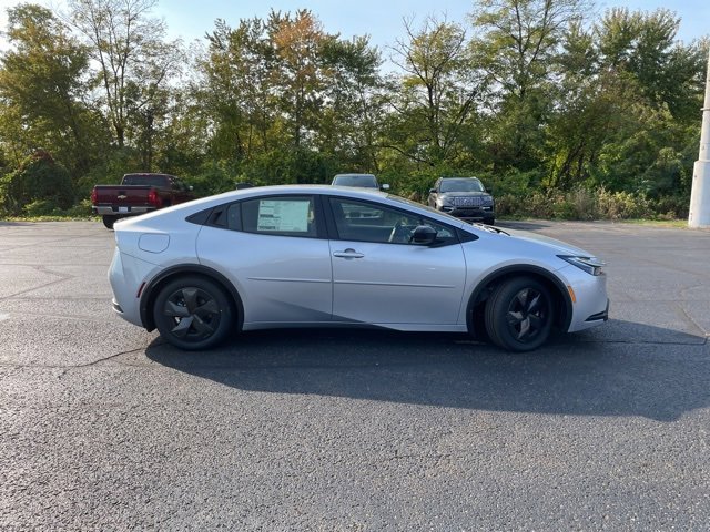 New 2026 Toyota Prius Plug-In Hybrid image 6