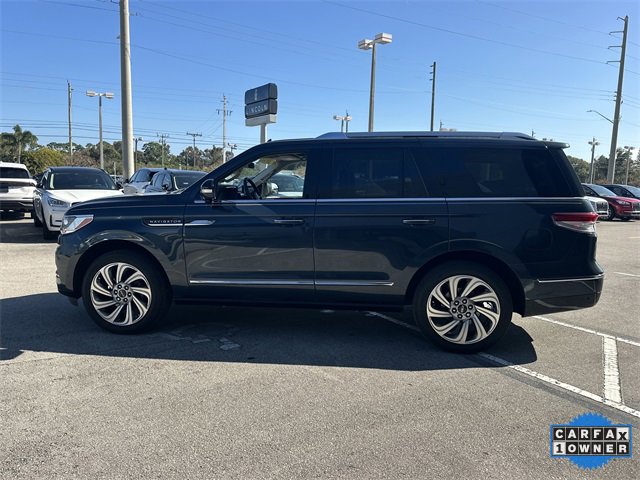 Certified 2022 Lincoln Navigator Reserve image 13