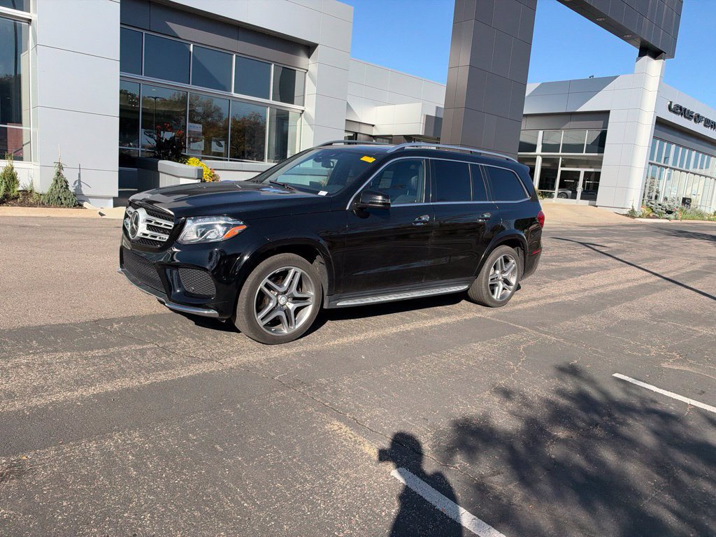 Used 2017 Mercedes-Benz GLS 550 4MATIC image 4