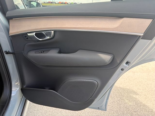 Used 2026 Volvo XC90 B6 Plus AWD/4WD image 48