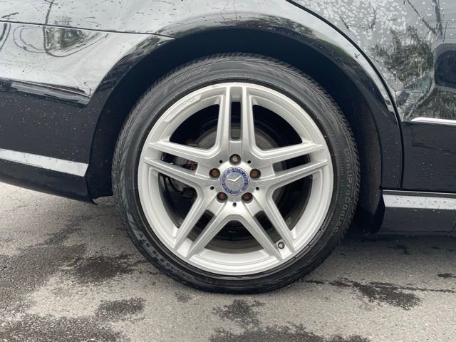 Used 2013 Mercedes-Benz E 350 4MATIC Sedan image 9