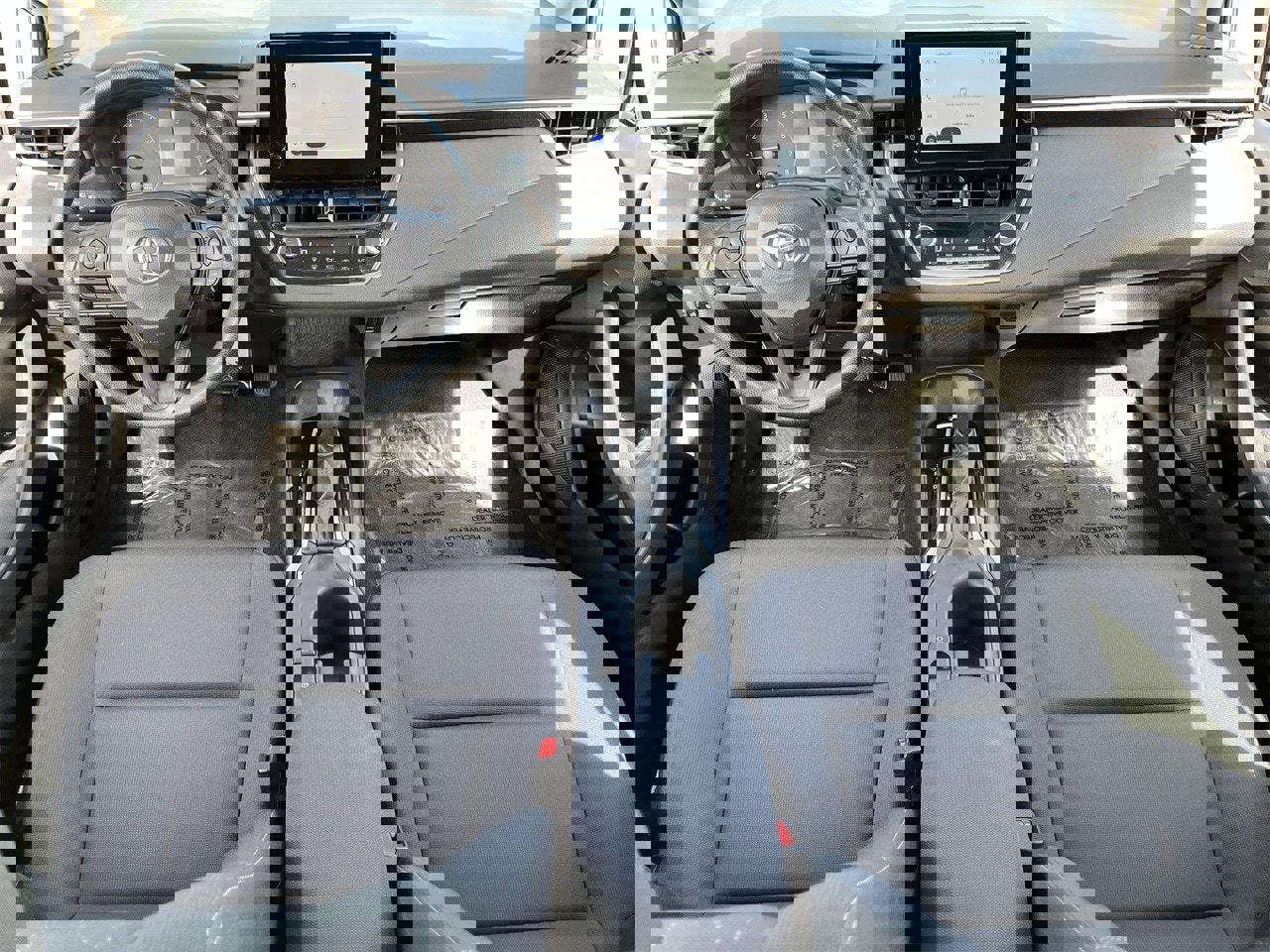 Used 2024 Toyota Corolla LE image 9