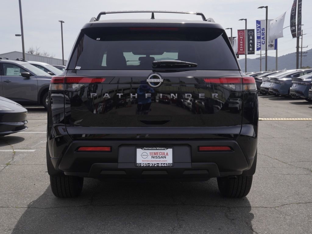 New 2026 Nissan Pathfinder SV image 5