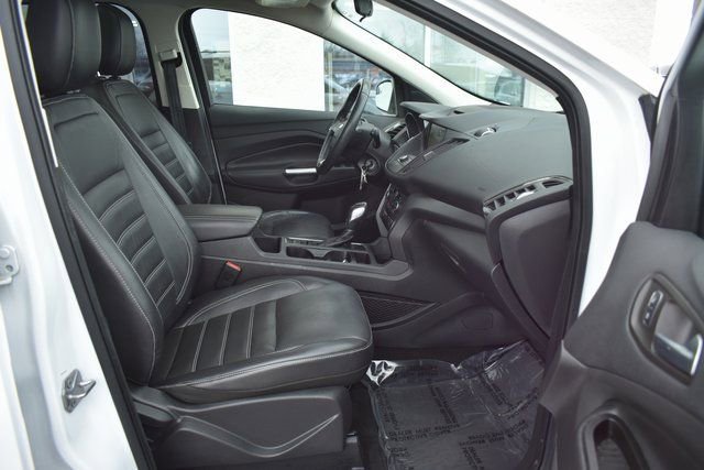 Used 2018 Ford Escape SEL image 44