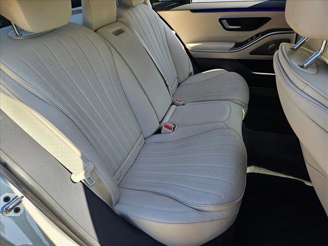 Used 2022 Mercedes-Benz S 500 4MATIC image 17