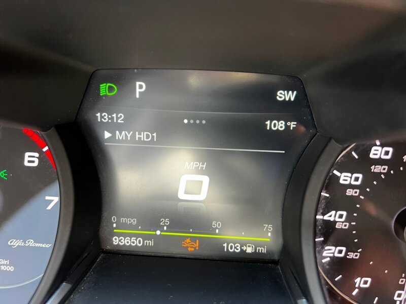 Used 2018 Alfa Romeo Stelvio Ti Lusso AWD/4WD image 36