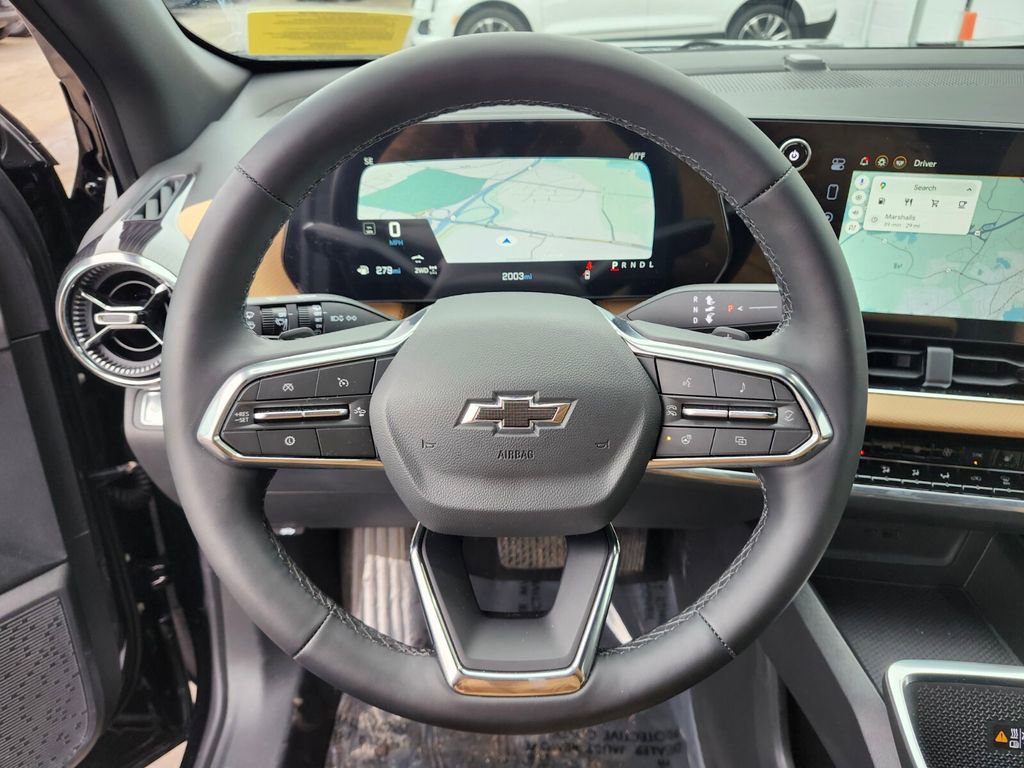 Used 2026 Chevrolet Equinox ACTIV w/ Convenience Package III image 25