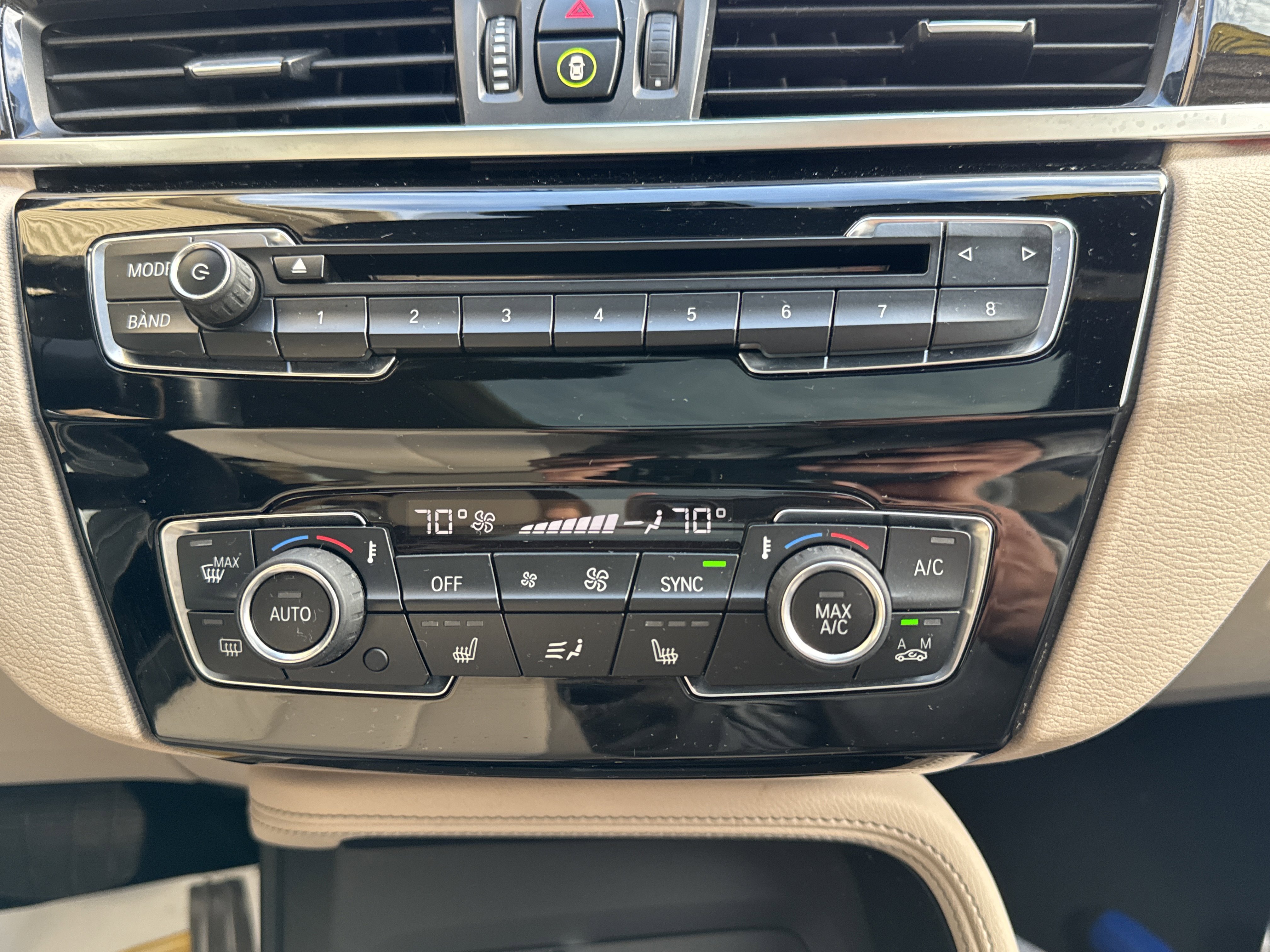 Used 2018 BMW X1 xDrive28i AWD/4WD image 15