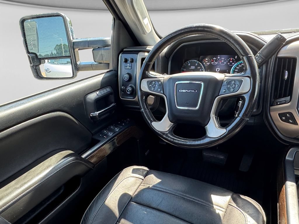 Used 2018 GMC Sierra 3500 Denali w/ Duramax Plus Package AWD/4WD image 21