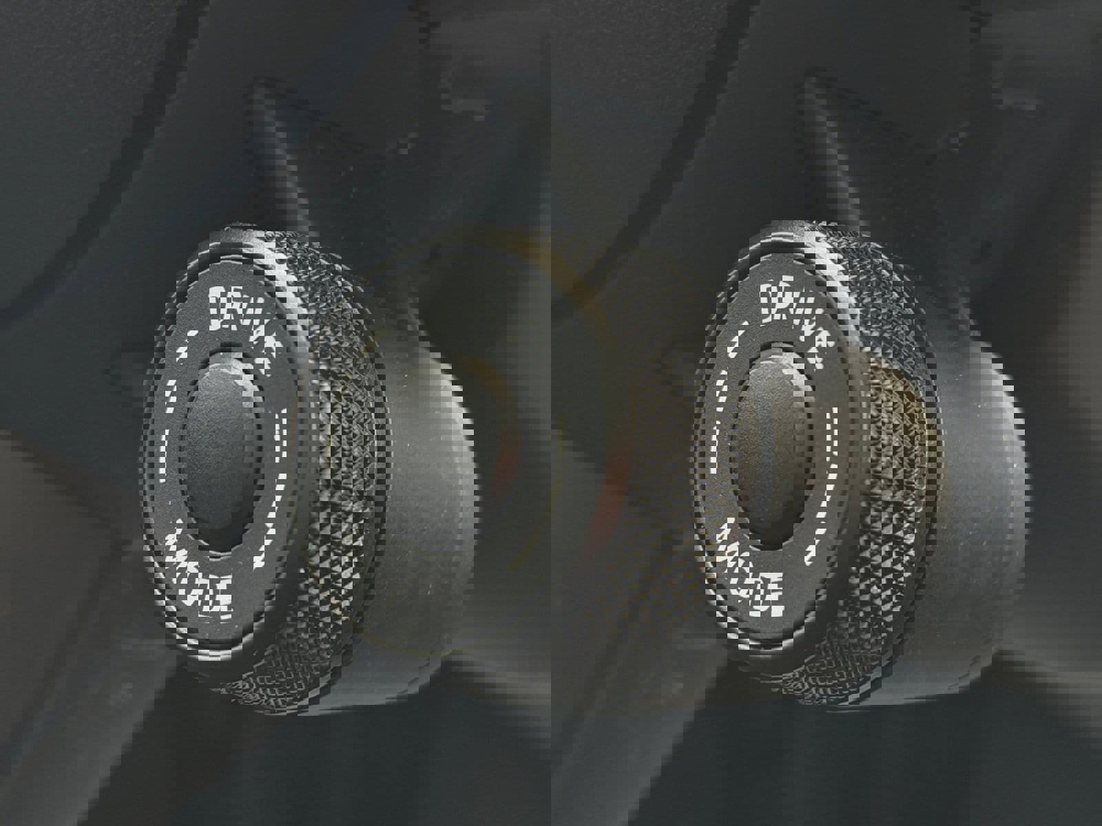 Used 2024 Porsche Cayenne Coupe image 26