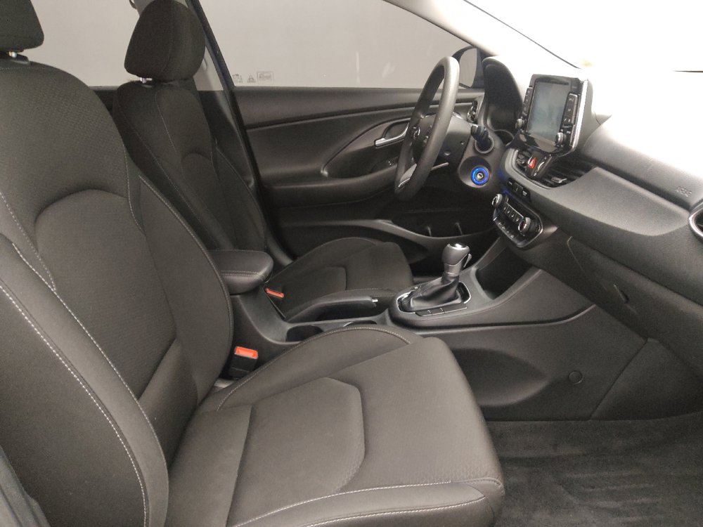 Used 2019 Hyundai Elantra GT image 21