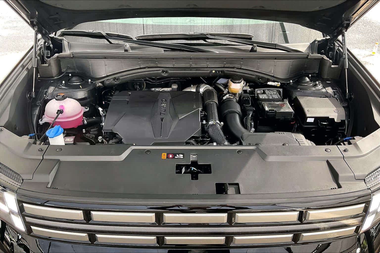 Certified 2025 Hyundai Santa Fe SE FWD image 32